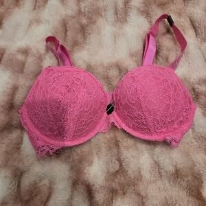 Brand new Victoria's Secret 34 D Bra
